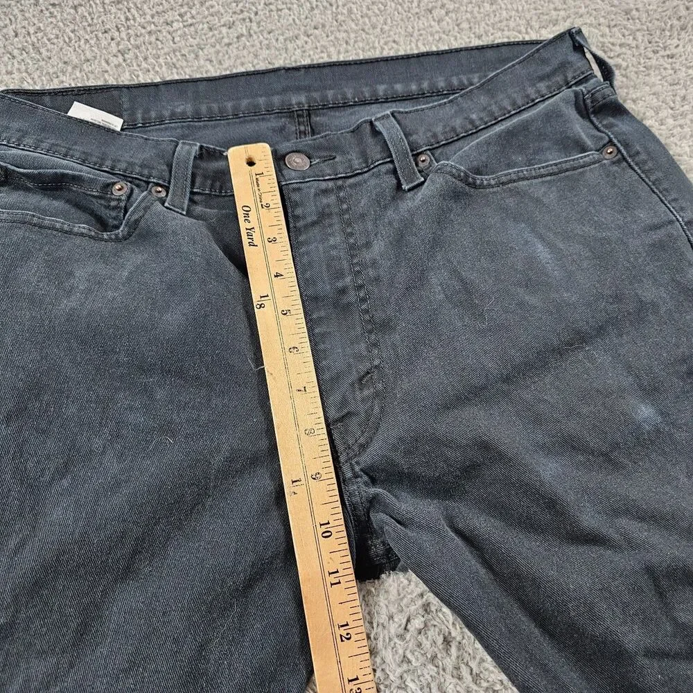 Levis ** this